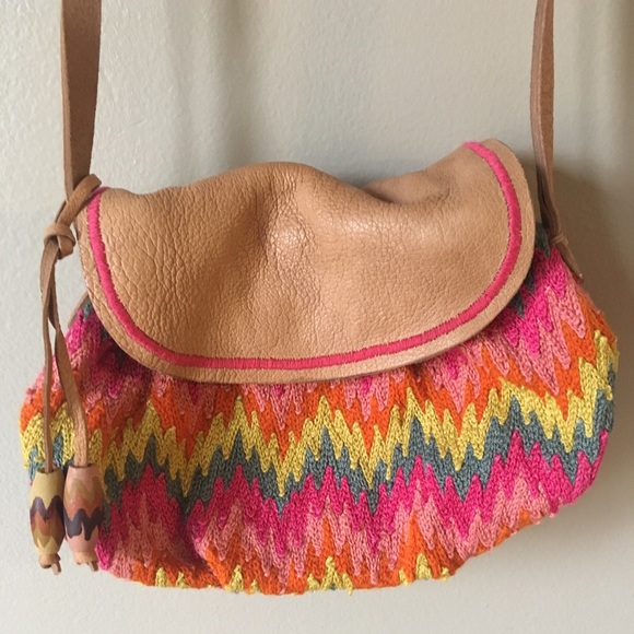 Lucky Brand ๐ Crossbody bag - Picture 2 of 8